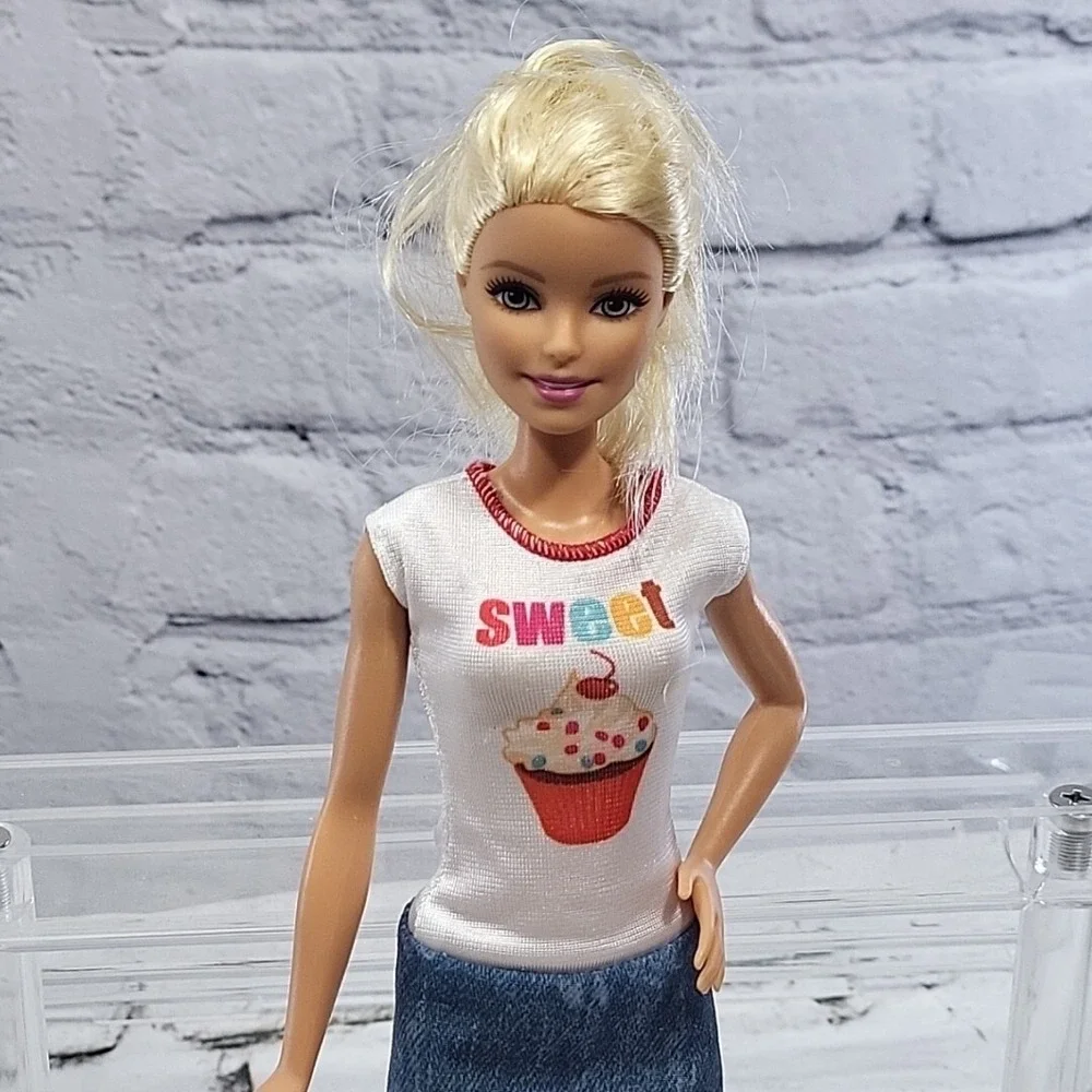 Barbie Doll Careers Cupcake Bakery Chef Doll